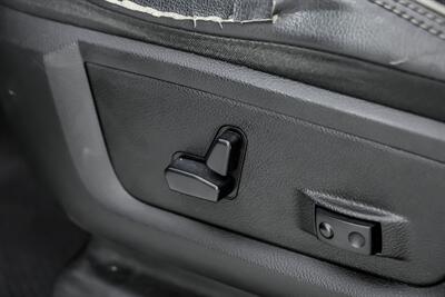 2020 RAM 3500 Laramie   - Photo 26 - Joliet, IL 60435