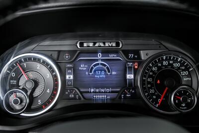 2020 RAM 3500 Laramie   - Photo 28 - Joliet, IL 60435