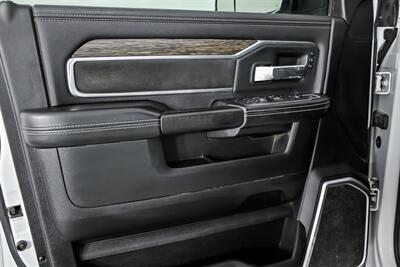 2020 RAM 3500 Laramie   - Photo 19 - Joliet, IL 60435