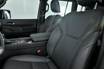2025 Lexus GX 550 Overtrail   - Photo 21 - Joliet, IL 60435