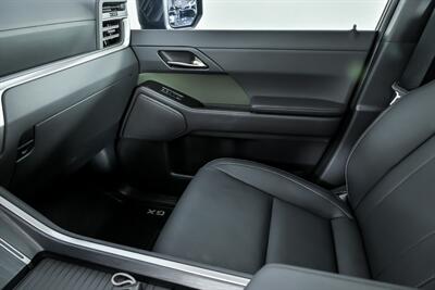 2025 Lexus GX 550 Overtrail   - Photo 36 - Joliet, IL 60435
