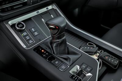 2025 Lexus GX 550 Overtrail   - Photo 34 - Joliet, IL 60435