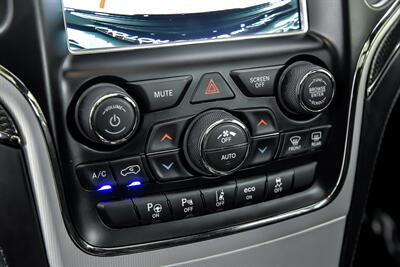 2018 Jeep Grand Cherokee Trackhawk   - Photo 38 - Joliet, IL 60435