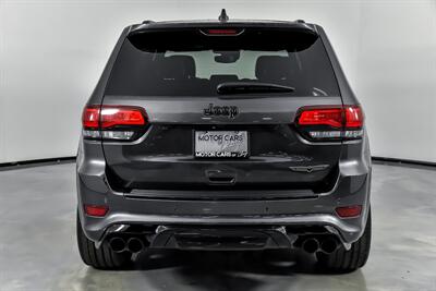 2018 Jeep Grand Cherokee Trackhawk   - Photo 11 - Joliet, IL 60435