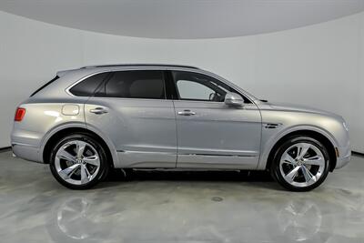2019 Bentley Bentayga V8   - Photo 14 - Joliet, IL 60435