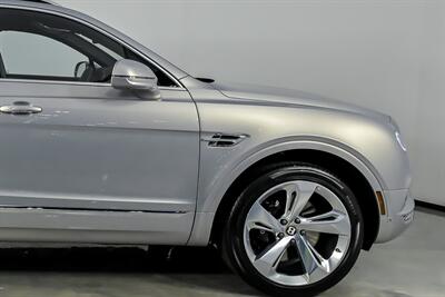 2019 Bentley Bentayga V8   - Photo 12 - Joliet, IL 60435