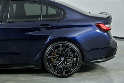 2023 BMW M3 Competition-CARBON BUCKETS   - Photo 9 - Joliet, IL 60435