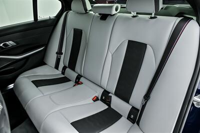 2023 BMW M3 Competition-CARBON BUCKETS   - Photo 24 - Joliet, IL 60435