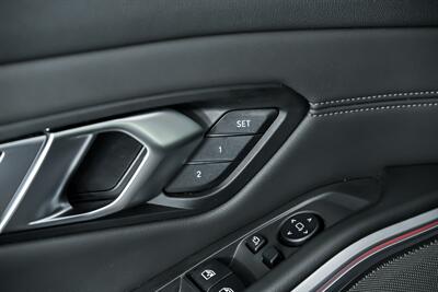 2023 BMW M3 Competition-CARBON BUCKETS   - Photo 19 - Joliet, IL 60435