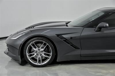 2014 Chevrolet Corvette Stingray Z51 - Photo 7 - Joliet, IL 60435