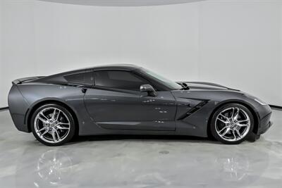 2014 Chevrolet Corvette Stingray Z51 - Photo 14 - Joliet, IL 60435