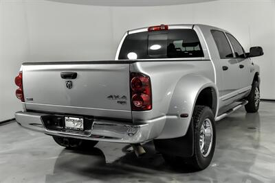 2009 Dodge Ram 3500 Laramie   - Photo 12 - Joliet, IL 60435