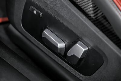 2022 BMW M4 Competition xDrive-CARBON BUCKETS! - Photo 32 - Joliet, IL 60435