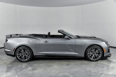 2023 Chevrolet Camaro ZL1   - Photo 14 - Joliet, IL 60435
