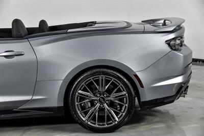 2023 Chevrolet Camaro ZL1   - Photo 9 - Joliet, IL 60435