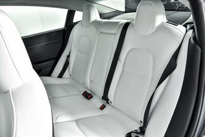2022 Tesla Model 3 Performance   - Photo 23 - Joliet, IL 60435