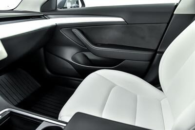 2022 Tesla Model 3 Performance   - Photo 44 - Joliet, IL 60435