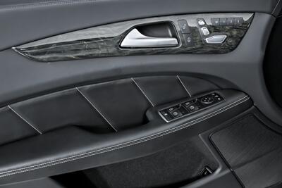 2017 Mercedes-Benz CLS AMG CLS 63 S   - Photo 18 - Joliet, IL 60435