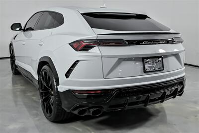 2022 Lamborghini Urus   - Photo 10 - Joliet, IL 60435