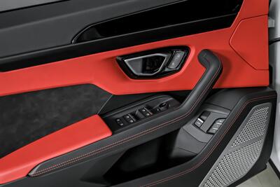 2022 Lamborghini Urus   - Photo 18 - Joliet, IL 60435