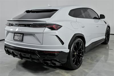 2022 Lamborghini Urus   - Photo 12 - Joliet, IL 60435