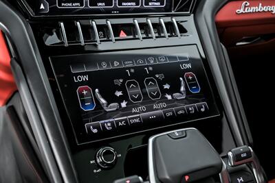 2022 Lamborghini Urus   - Photo 38 - Joliet, IL 60435