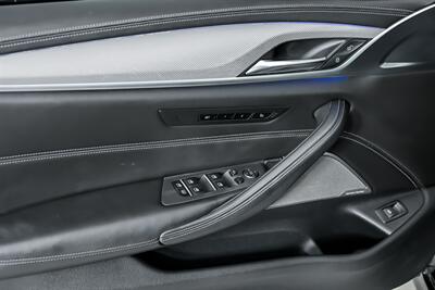 2019 BMW M5 Competition-CARBON CERAMICS   - Photo 18 - Joliet, IL 60435