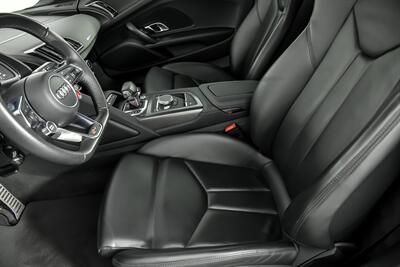 2018 Audi R8 5.2 V10 RWS   - Photo 25 - Joliet, IL 60435