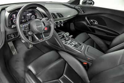 2018 Audi R8 5.2 V10 RWS   - Photo 24 - Joliet, IL 60435