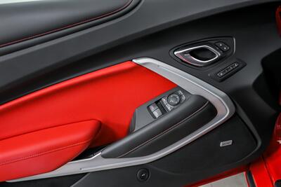 2017 Chevrolet Camaro SS   - Photo 21 - Joliet, IL 60435