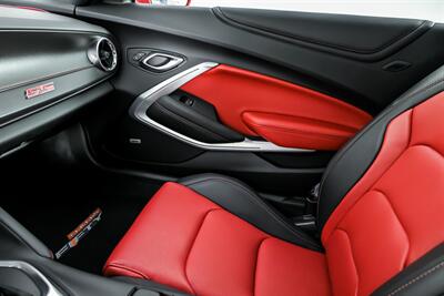 2017 Chevrolet Camaro SS   - Photo 42 - Joliet, IL 60435