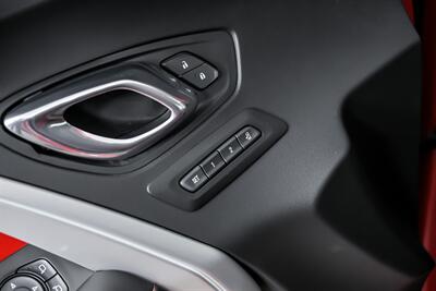 2017 Chevrolet Camaro SS   - Photo 22 - Joliet, IL 60435