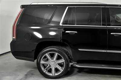 2016 Cadillac Escalade Premium Collection   - Photo 11 - Joliet, IL 60435