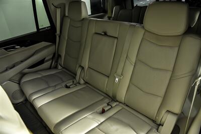 2016 Cadillac Escalade Premium Collection   - Photo 27 - Joliet, IL 60435