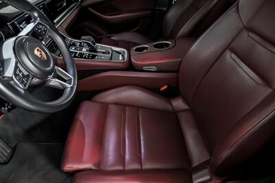 2018 Porsche Panamera   - Photo 22 - Joliet, IL 60435