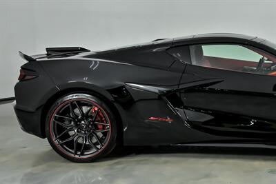 2025 Chevrolet Corvette Z06 3LZ   - Photo 11 - Joliet, IL 60435