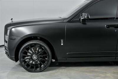 2023 Rolls-Royce Black Badge Cullinan -HUGE $473K MSRP-STARLIGHT-REAR THEATER - Photo 7 - Joliet, IL 60435