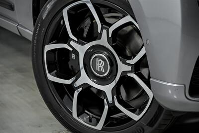 2023 Rolls-Royce Black Badge Cullinan   - Photo 4 - Joliet, IL 60435