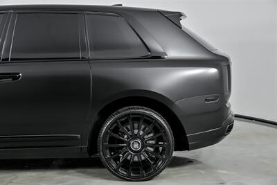 2023 Rolls-Royce Black Badge Cullinan -HUGE $473K MSRP-STARLIGHT-REAR THEATER - Photo 9 - Joliet, IL 60435