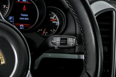 2017 Porsche Cayenne Platinum Edition   - Photo 32 - Joliet, IL 60435