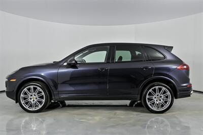 2017 Porsche Cayenne Platinum Edition   - Photo 8 - Joliet, IL 60435
