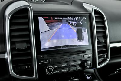 2017 Porsche Cayenne Platinum Edition   - Photo 35 - Joliet, IL 60435