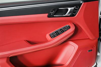 2018 Porsche Macan GTS   - Photo 18 - Joliet, IL 60435