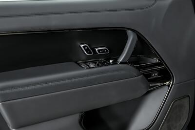 2023 Land Rover Range Rover P530 SV LWB-MASSIVE $250K MSRP-FACTORY SATIN BLACK - Photo 18 - Joliet, IL 60435