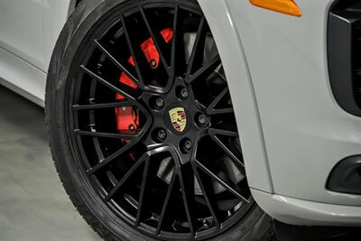 2021 Porsche Cayenne GTS Coupe - Photo 4 - Joliet, IL 60435