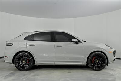 2021 Porsche Cayenne GTS Coupe - Photo 14 - Joliet, IL 60435