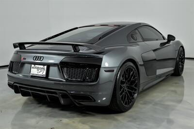2017 Audi R8 5.2 quattro V10 Plus   - Photo 10 - Joliet, IL 60435