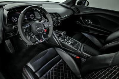 2017 Audi R8 5.2 quattro V10 Plus   - Photo 21 - Joliet, IL 60435