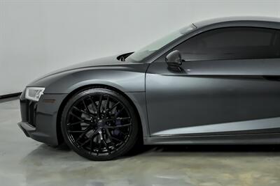 2017 Audi R8 5.2 quattro V10 Plus   - Photo 6 - Joliet, IL 60435