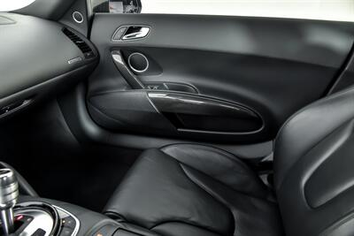 2014 Audi R8 5.2 quattro   - Photo 43 - Joliet, IL 60435